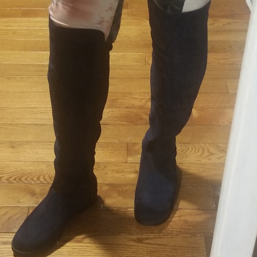 knee boots